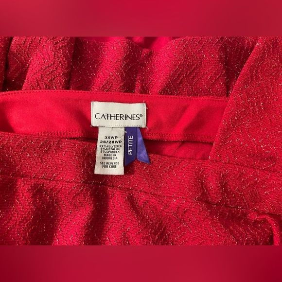 New Catherine’s Plus Size Red Sparkly Glitter Cold Shoulder Top Women’s Petite - Picture 4 of 4